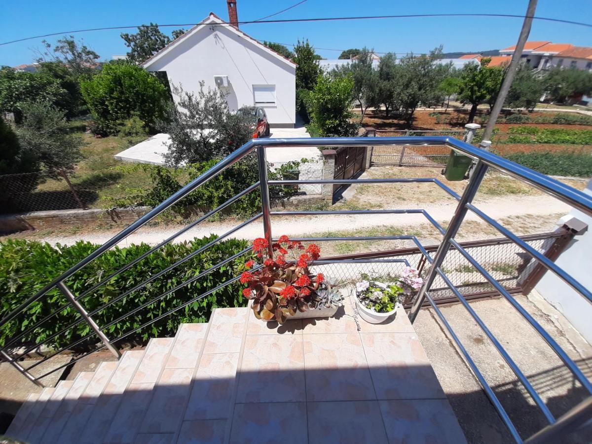 Ferienwohnung Nena 2 Sukošan Exterior foto